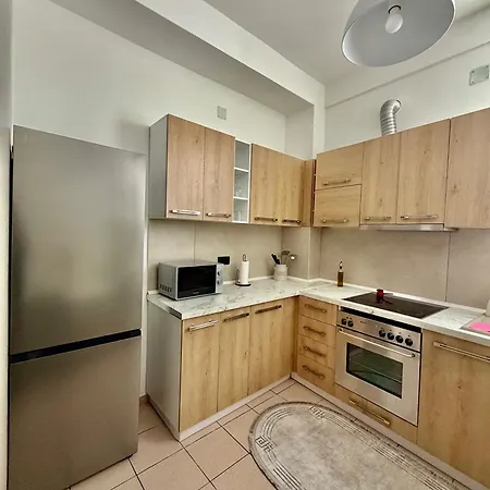Private With Parking Space Appartement Tirana